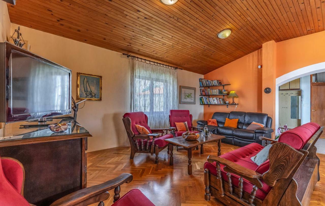 Apartment Lorencin Milka Медулин Экстерьер фото